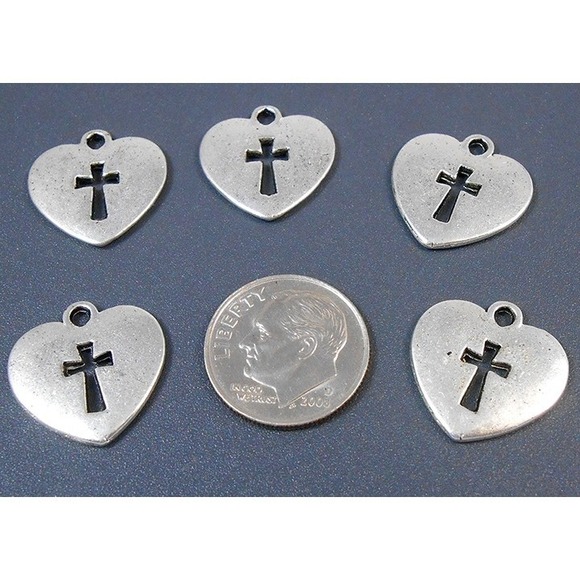 8pcs Heart‎ Cross Charms, jewelry making supplies - Picture 2 of 3